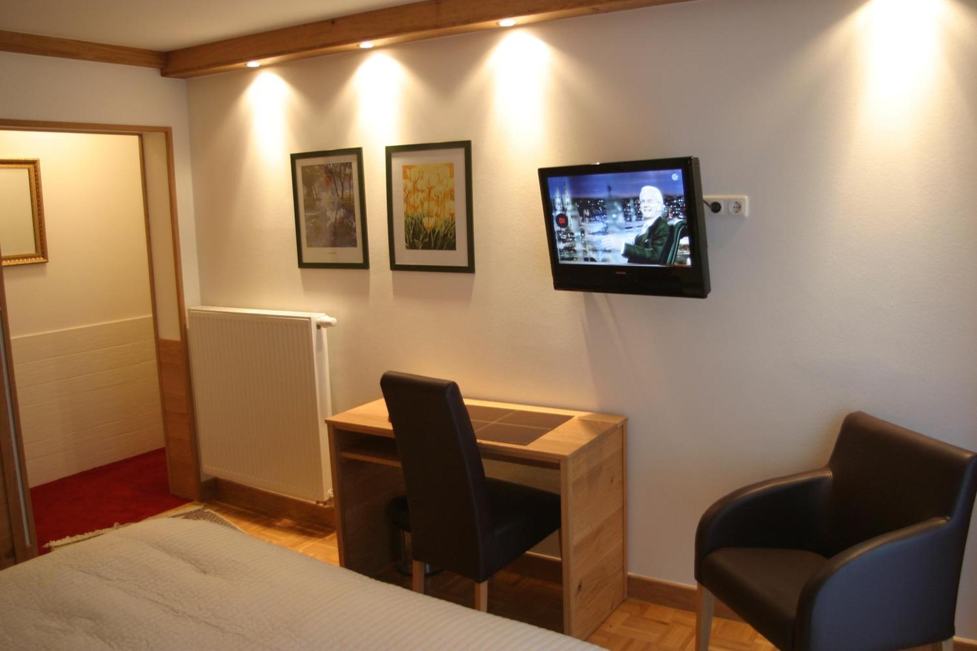 Hotel Waldgasthof Schoening Friesoythe Bilik gambar